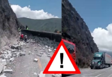 Traffic blocked on Puebla-Orizaba highway: Man trapped after semi-truck carrying concrete blocks overturns